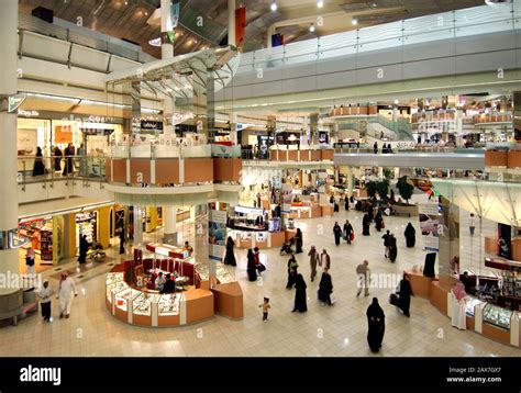 riyadh kingdom center store.